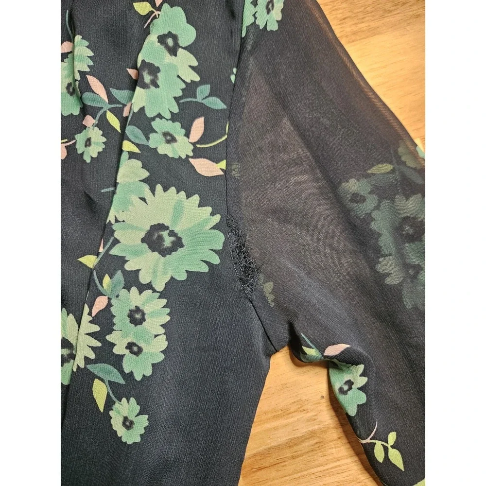 Meghan Los Angeles Women Romper Medium Green Floral Long Sleeve Wrap V Neck Boho